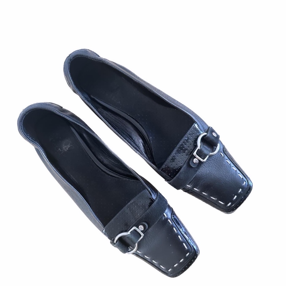Y2K 90s Cole Haan x Nike Air leather ballet flats
us 6